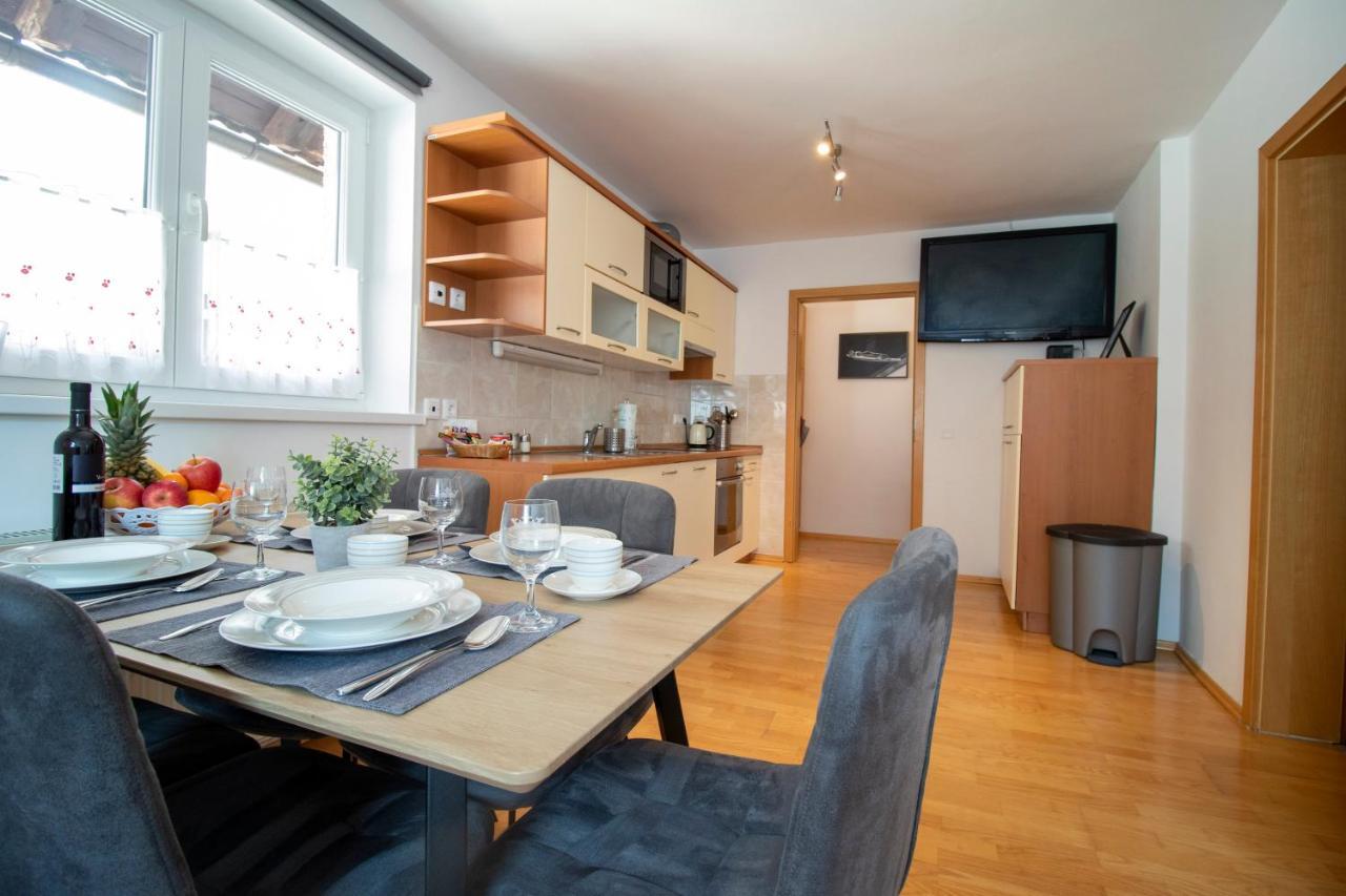 Apartments Pod Bregom 克拉尼斯卡戈拉 外观 照片